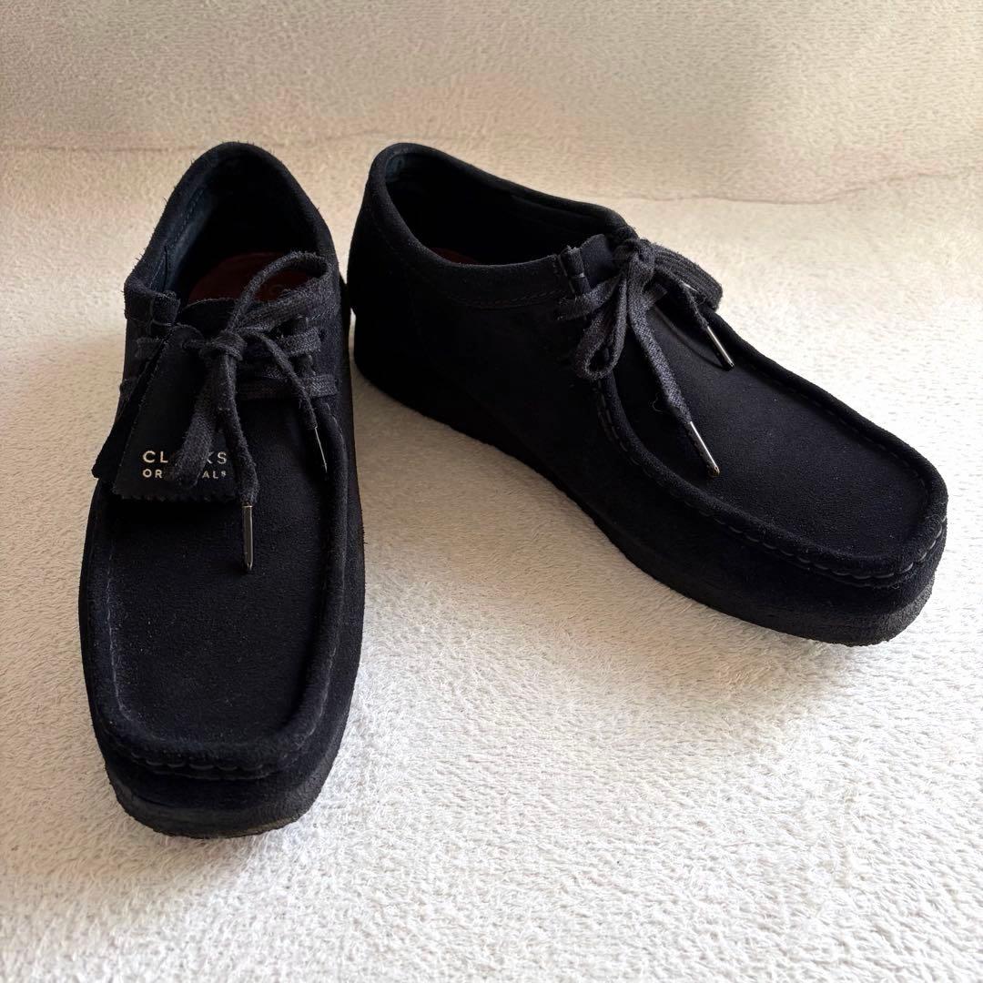 あくたん Clarks originals ワラビーシューズ ブラック