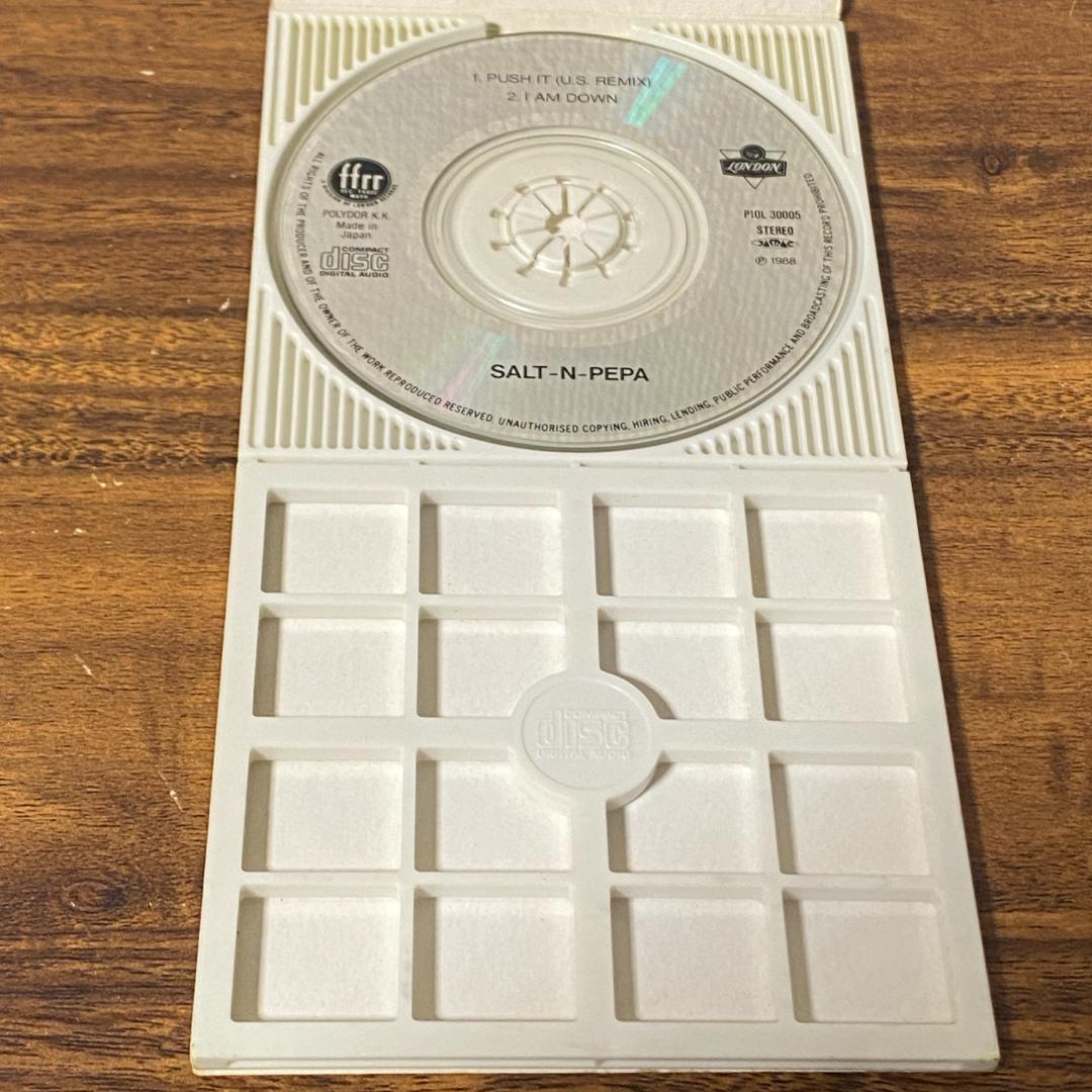 洋楽 Salt-N-Pepa Push It (U.S. Remix) 8cm CD