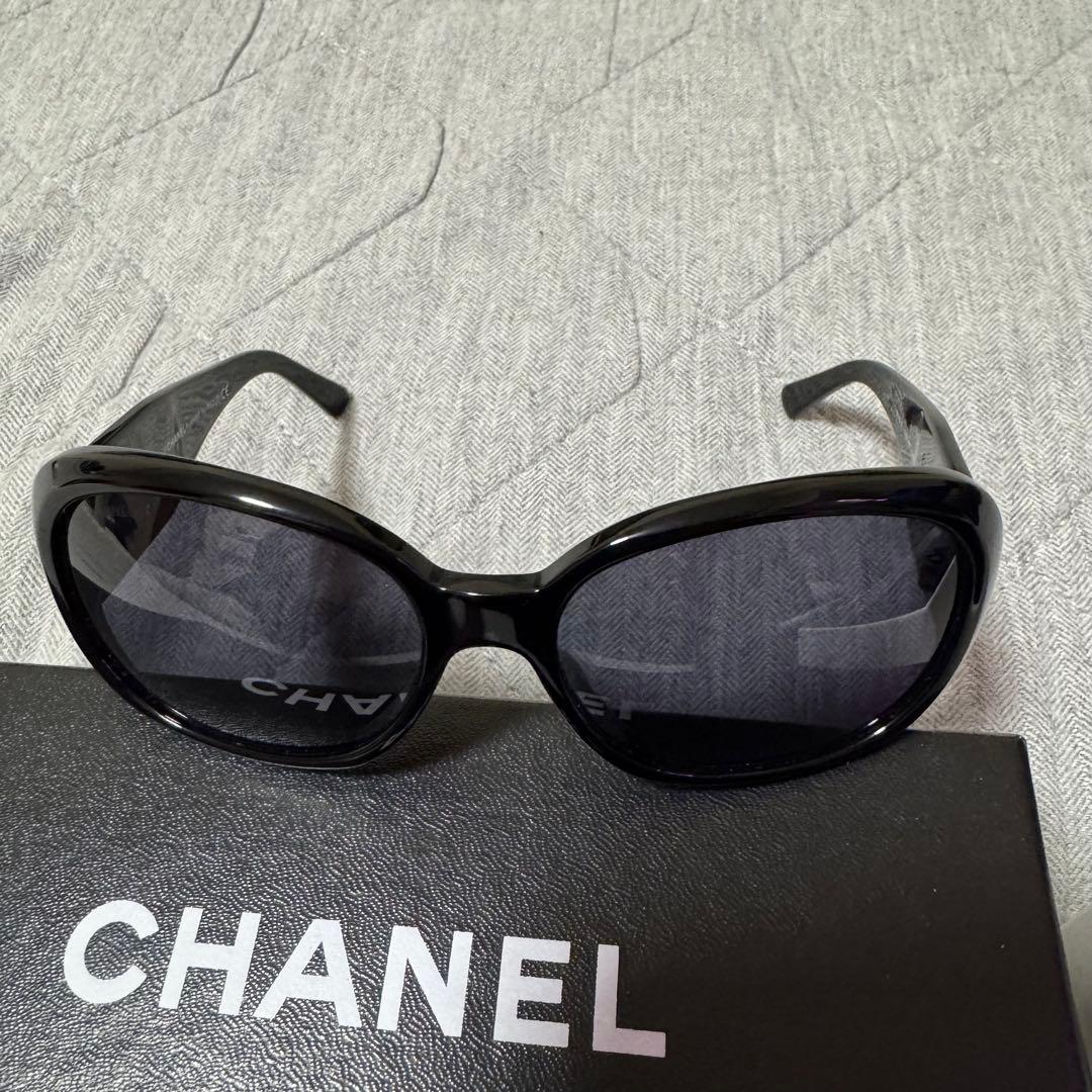 CHANEL カメリアココマークブラックサングラス