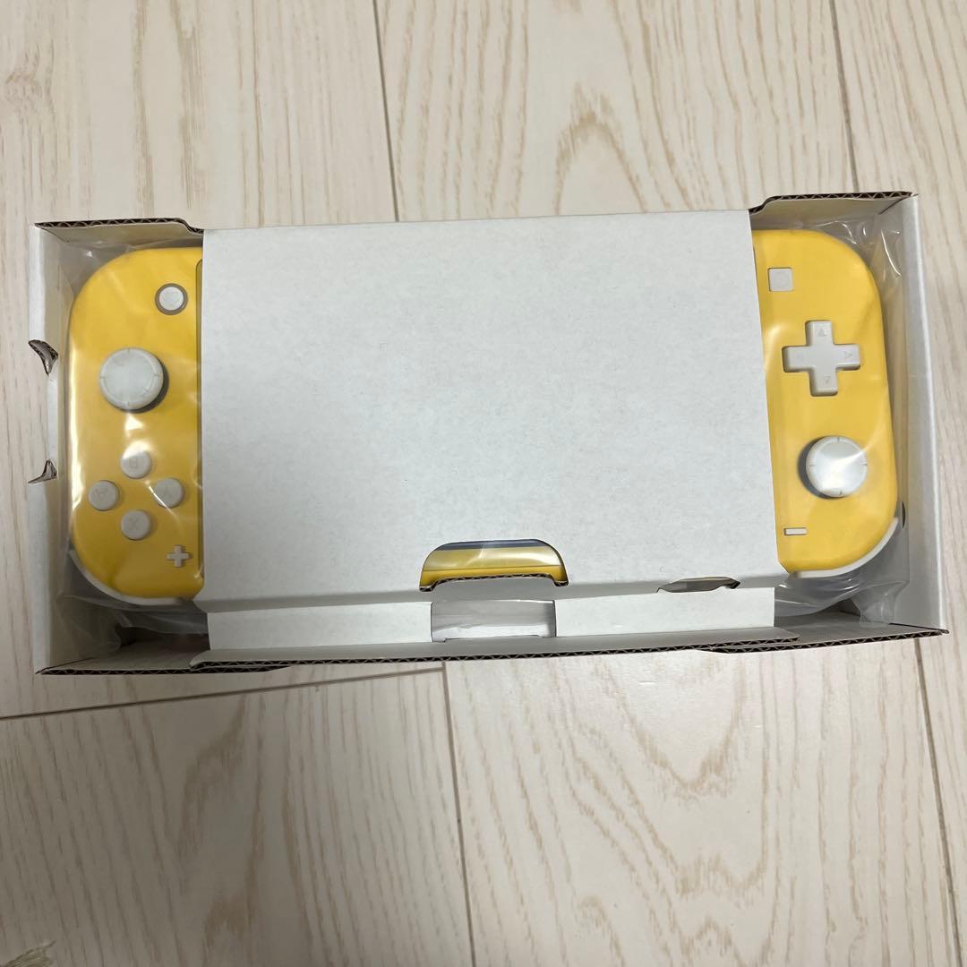 ジャンク品 Nintendo Switch Lite イエロー 箱・充電器付き