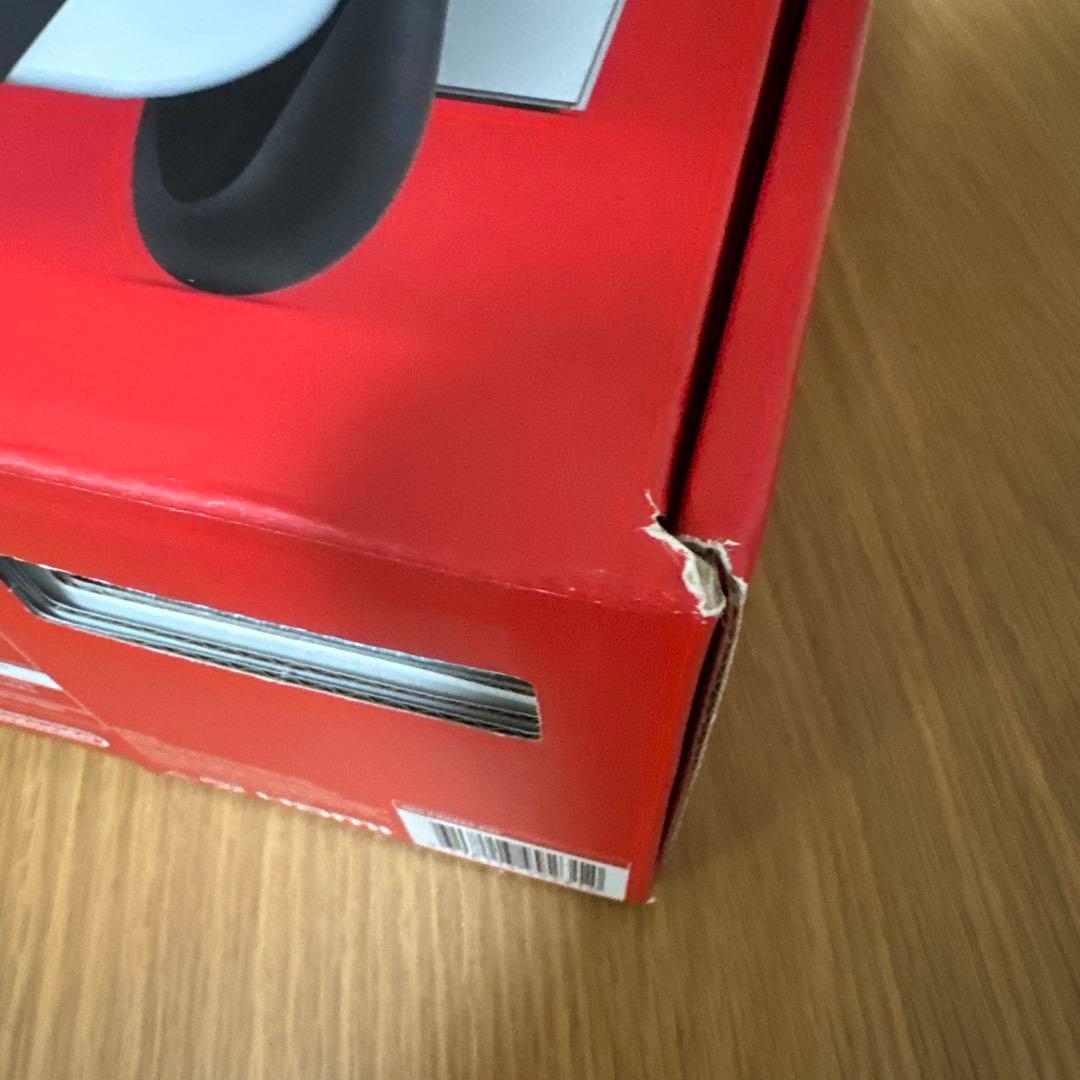 【極美品・ケース付】Nintendo Switch 有機ELモデル（海外版）