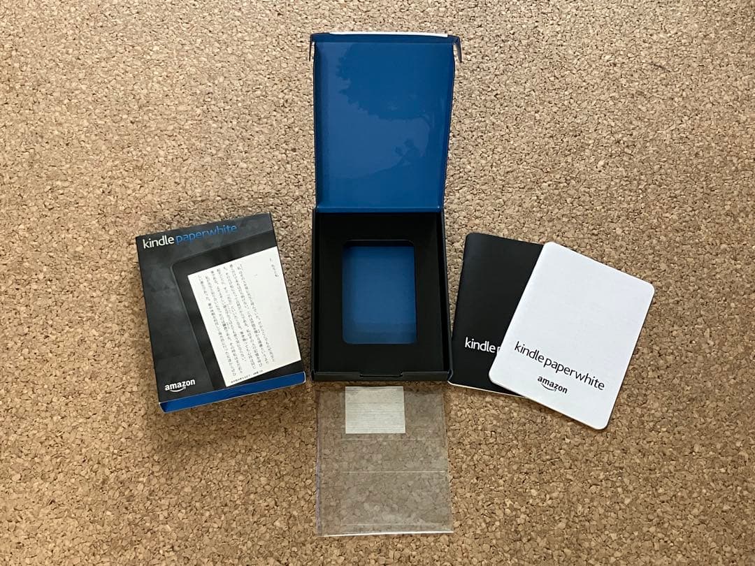 Kindle Paperwhite 本体 カバー付き