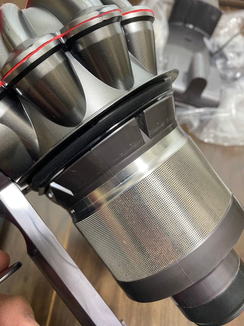 た*つ様 Dyson V8 fluffy extra SV10コードレスクリーナ