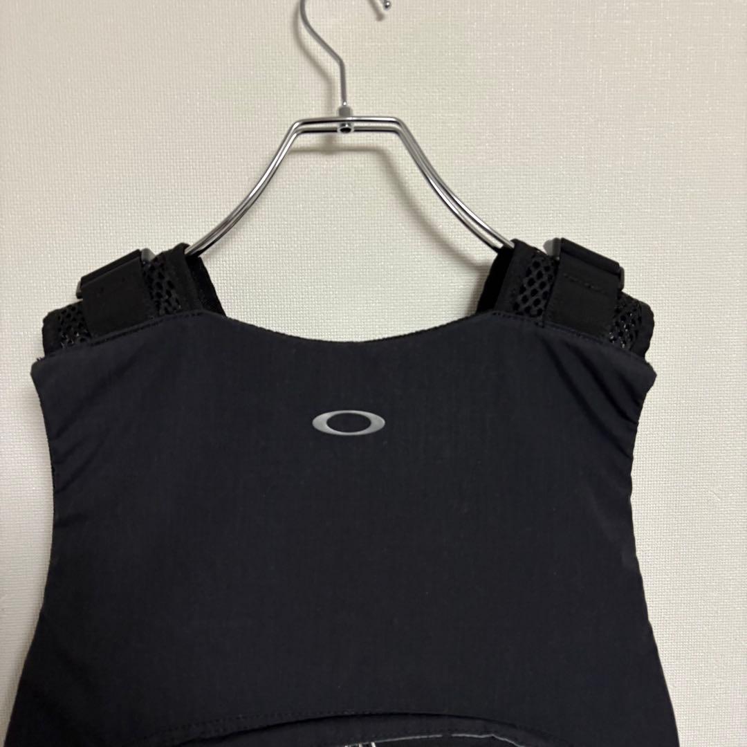 【極美品】OAKLEY AP VEST 4.0 ダークグレー
