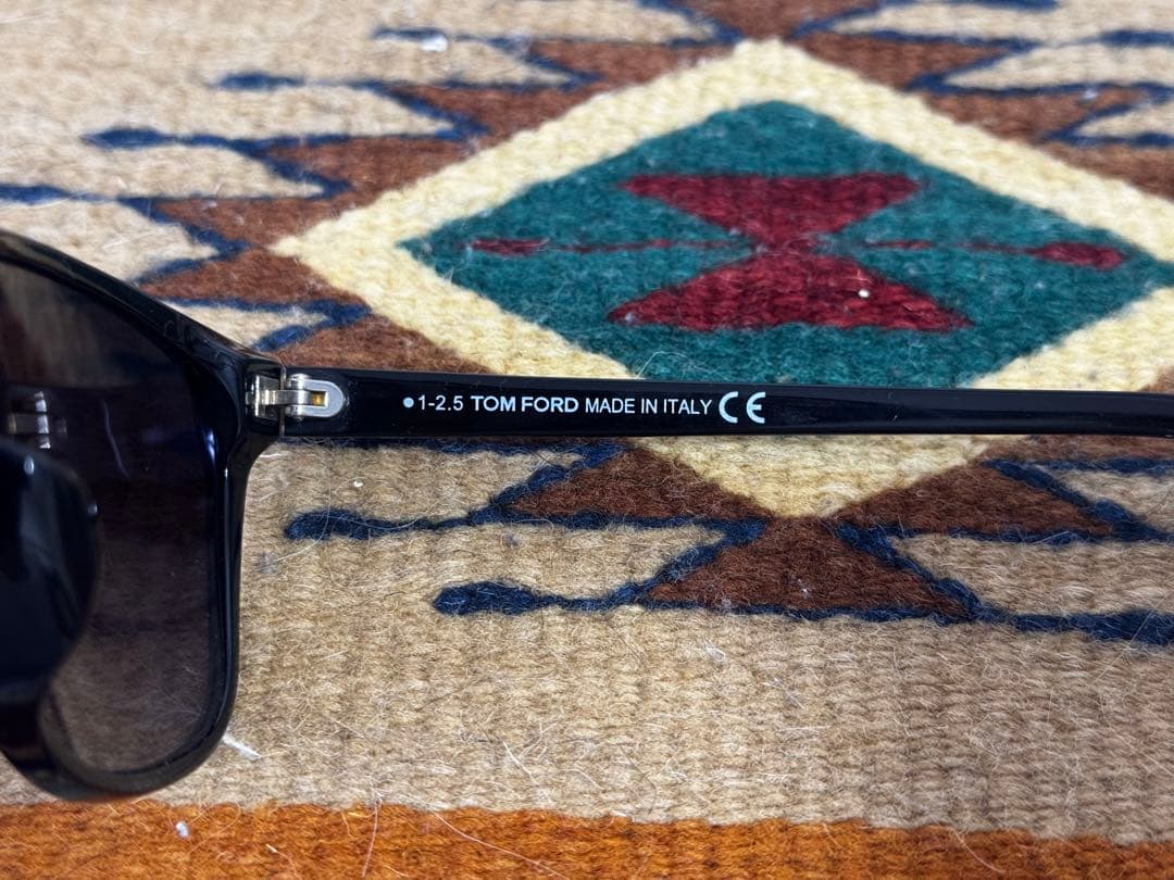TOM FORD トムフォード　サングラス　 Dana TF432-F
