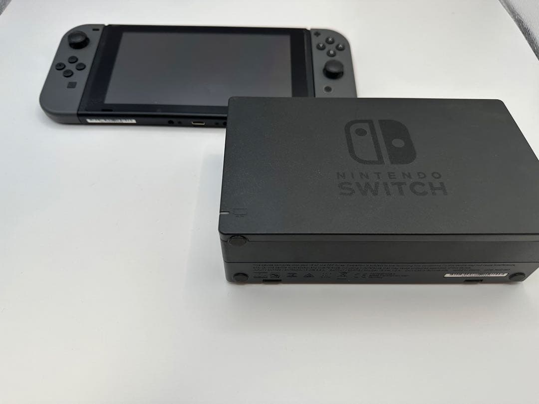 Nintendo Switch 本体 グレー ドック付き　起動確認済　初期化済