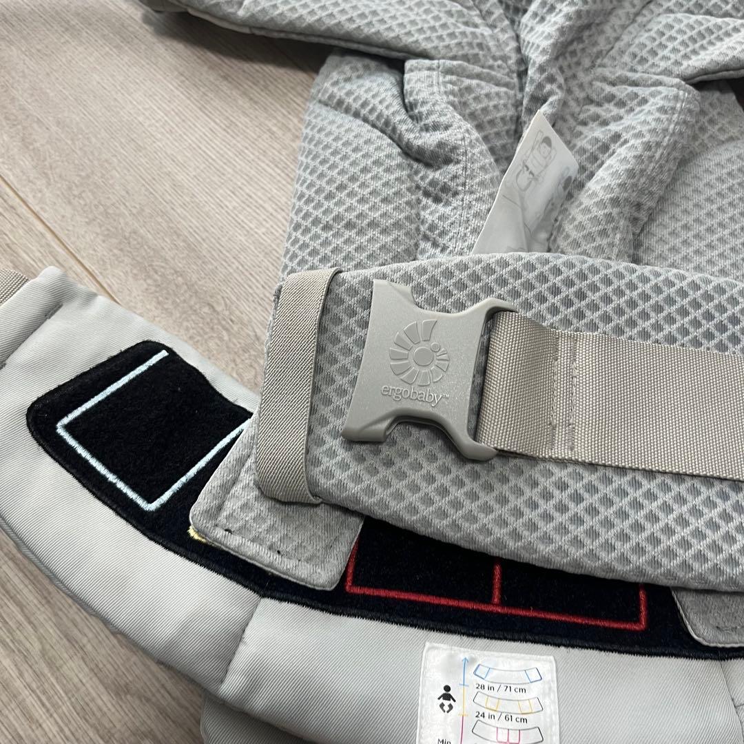 【美品】エルゴベビー　オムニブリーズ　抱っこ紐　パールグレー
