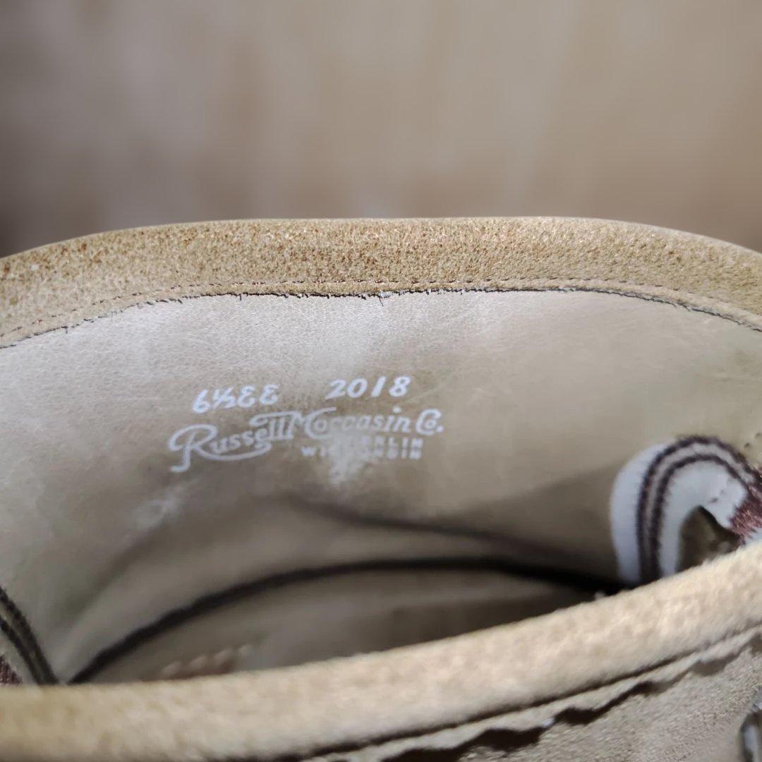 Russell Moccasinラッセルモカシンノックアバウトララミースウェード
