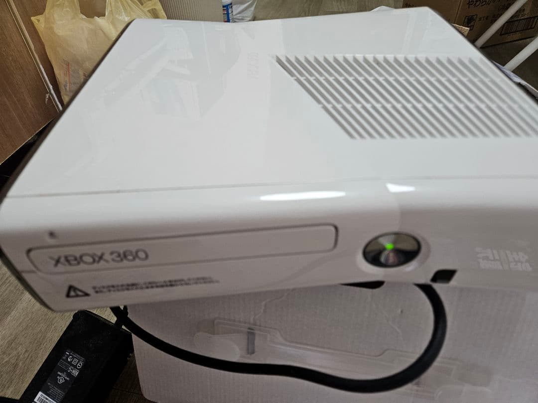 G*L様 Microsoft Xbox360 XBOX 360 4GB + KI