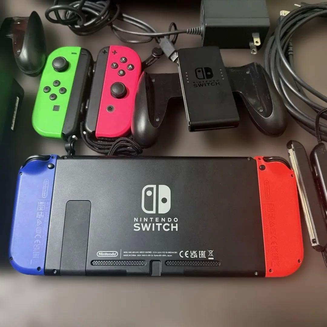 ま*ん様 Nintendo Switch 本体 Joy-Con付き