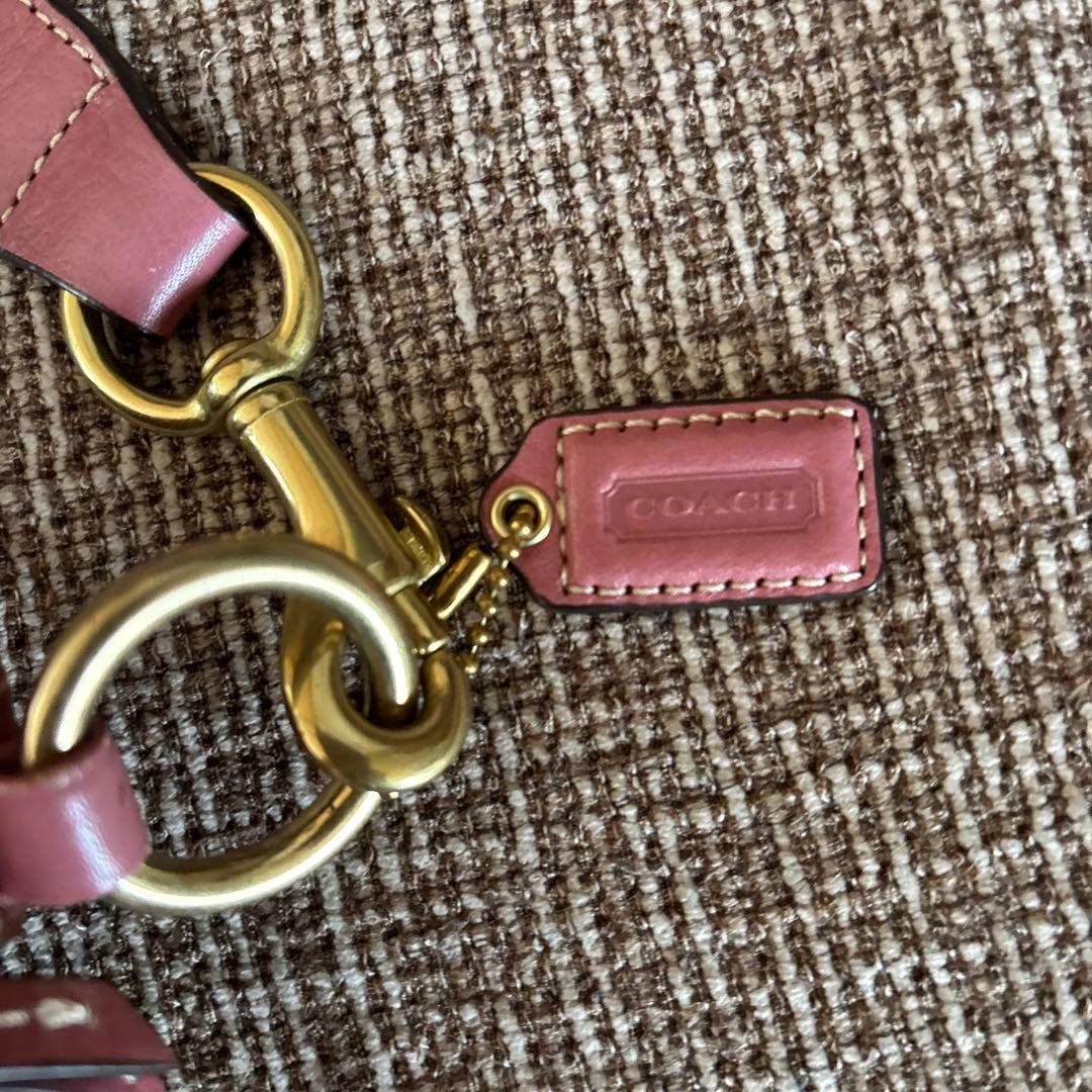 美品Coach コーチ　ボディバッグ・ウエストポーチ ベージュ・ピンク