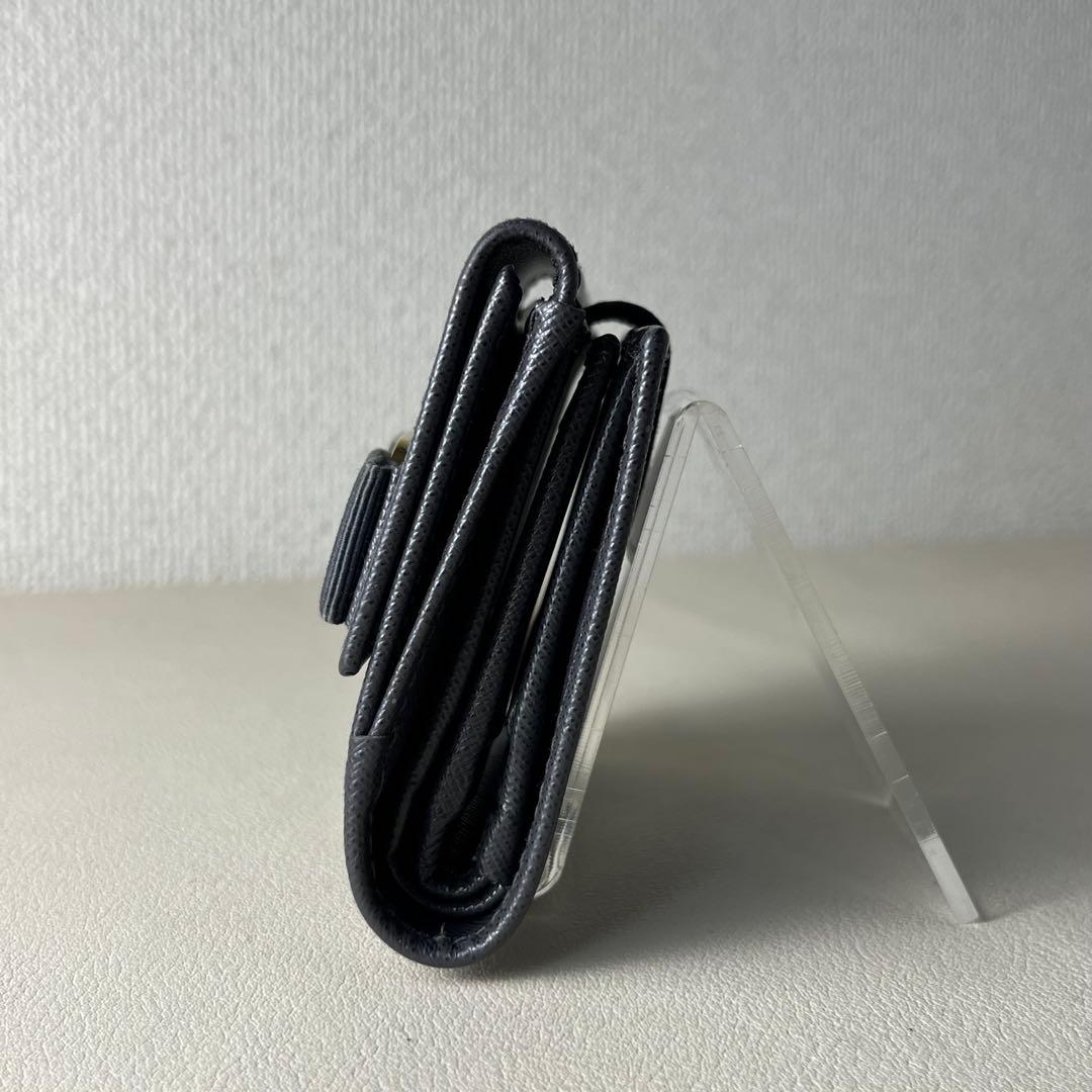 美品　フェラガモ　二つ折り財布　ヴァラリボン　カード入れ　小銭入れ　定期入れ