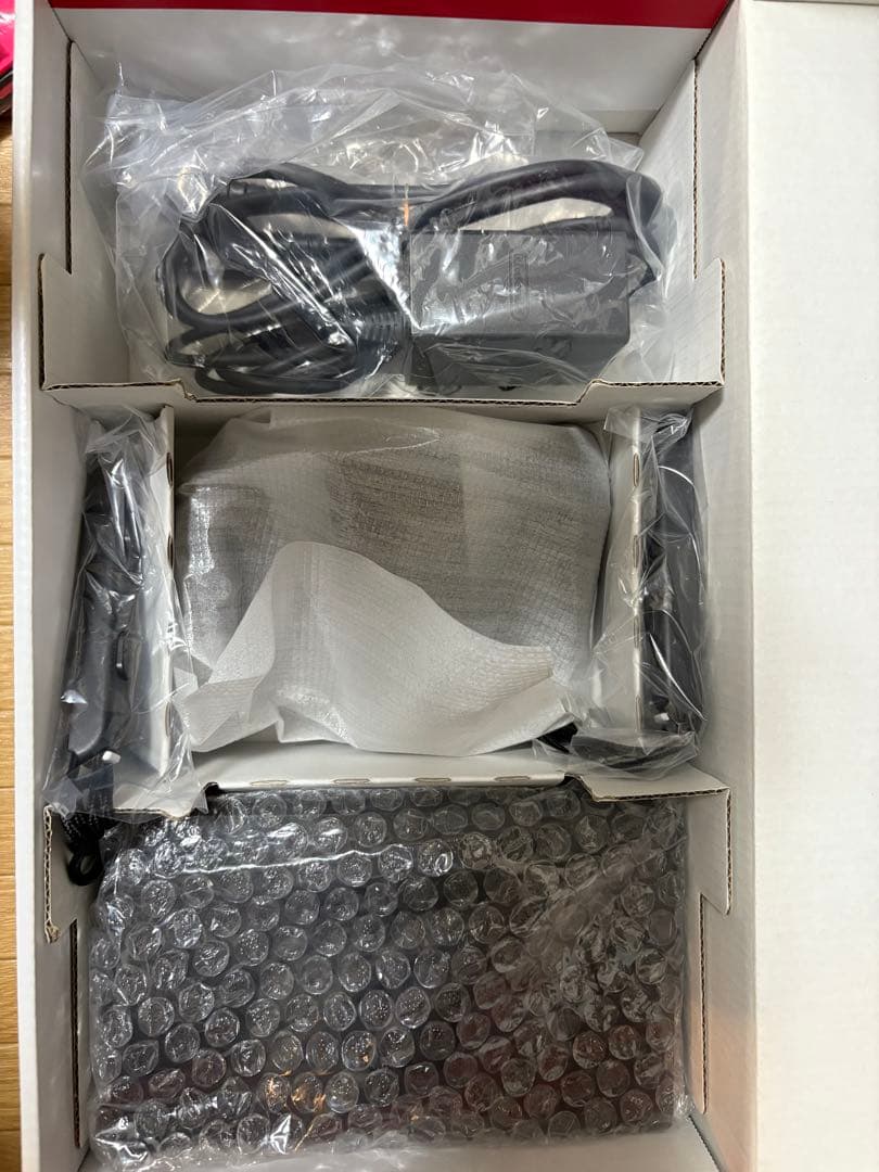 【完動品、液晶・外装新品】Nintendo Switch 本体、付属品完備