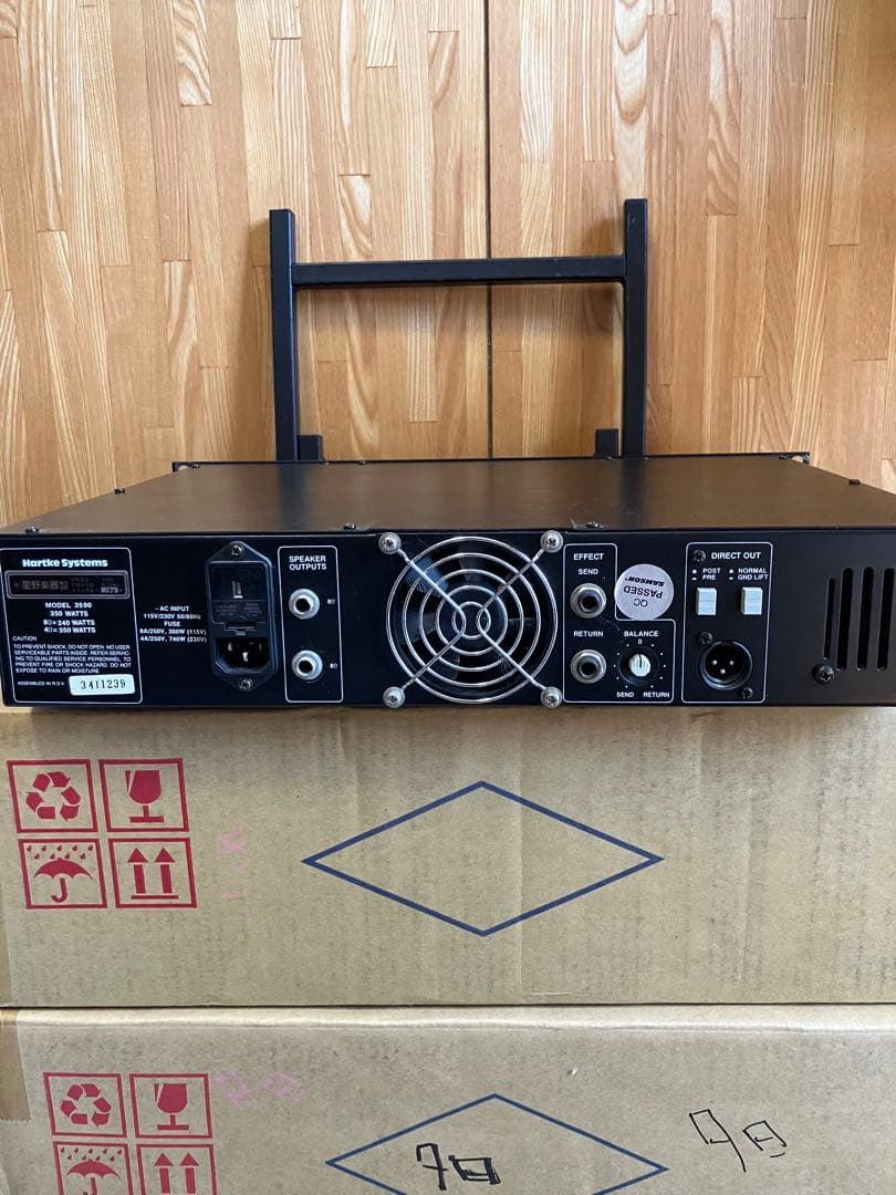 Hartke Systems 3500 ベース用アンプ