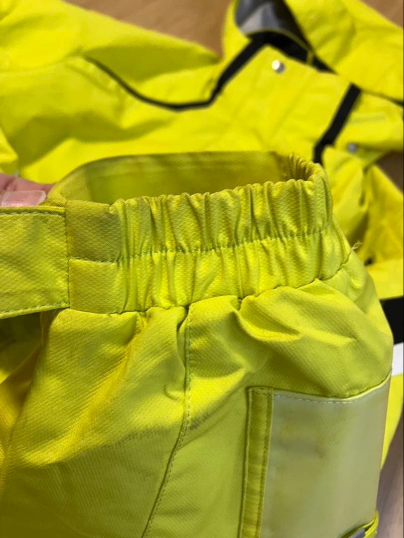DESCENTE デサント スキーウェア 160cm 上下セット キッズ