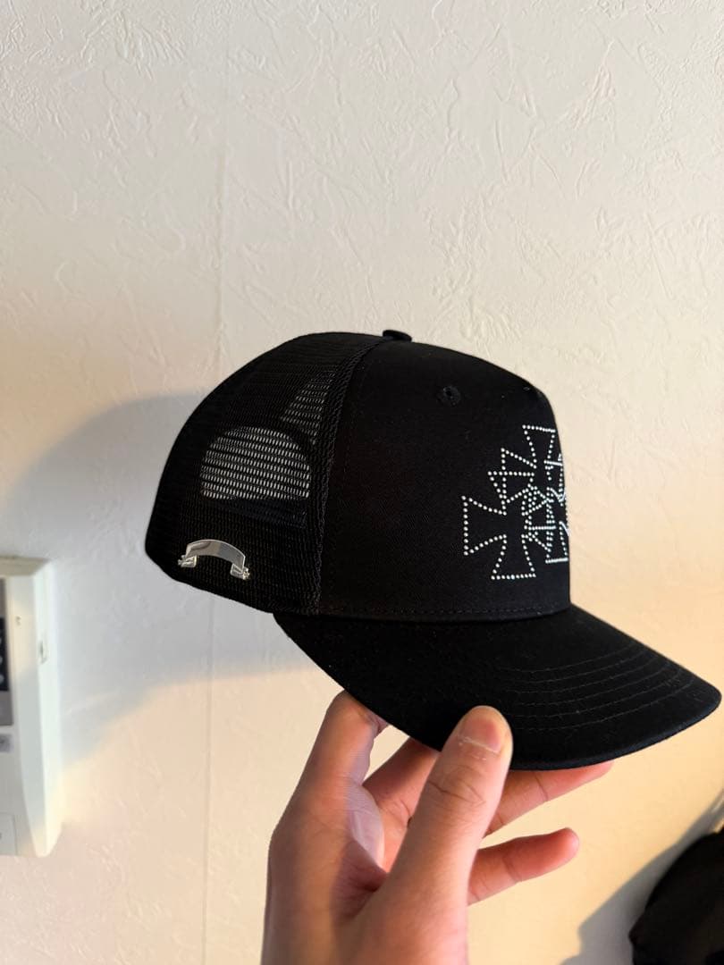 帽子 ASKYURSELF / cross studs trucker