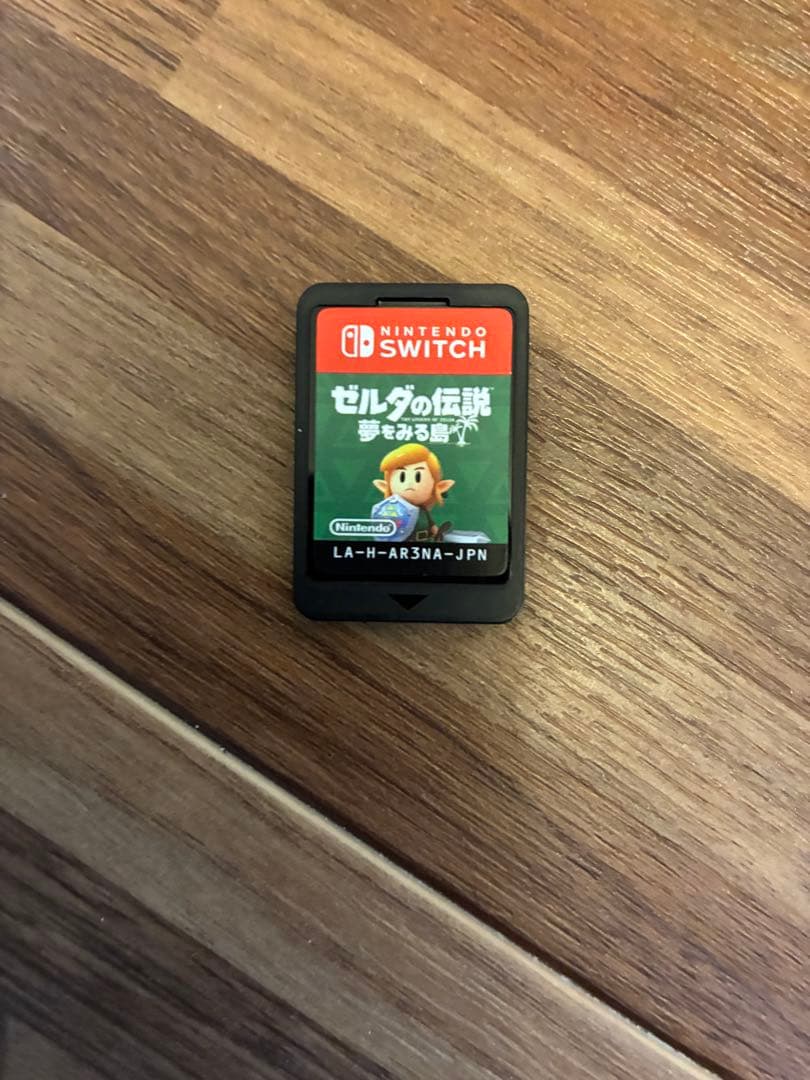 限界価格！ゼルダの伝説　夢を見る島　ケース付きソフトと完全攻略本！( ^ω^ )