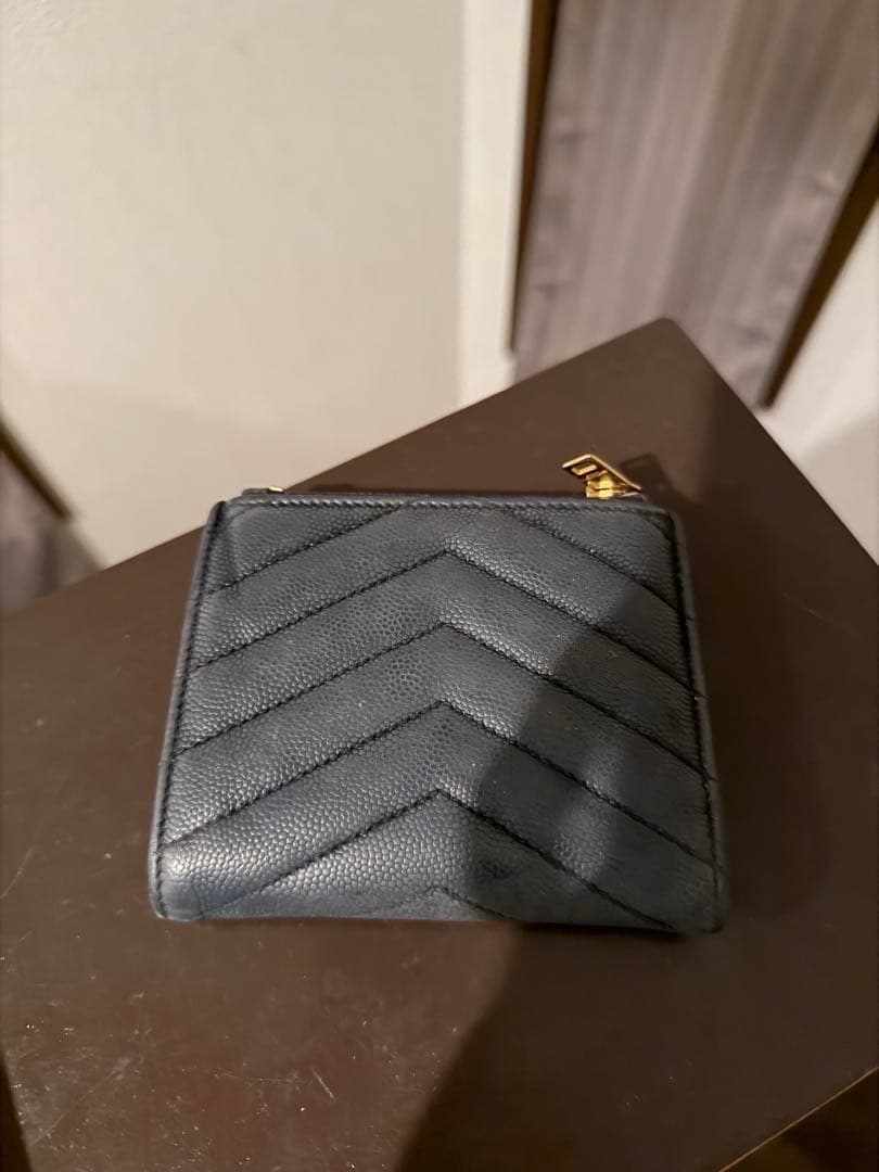 YSL ネイビー 二つ折り財布