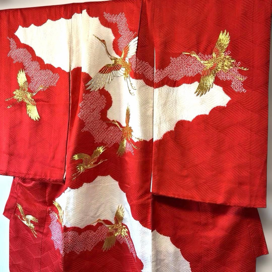 □ 正絹女児用　お宮参り　掛け着　初着　セミアンティーク　鶴金駒刺繍