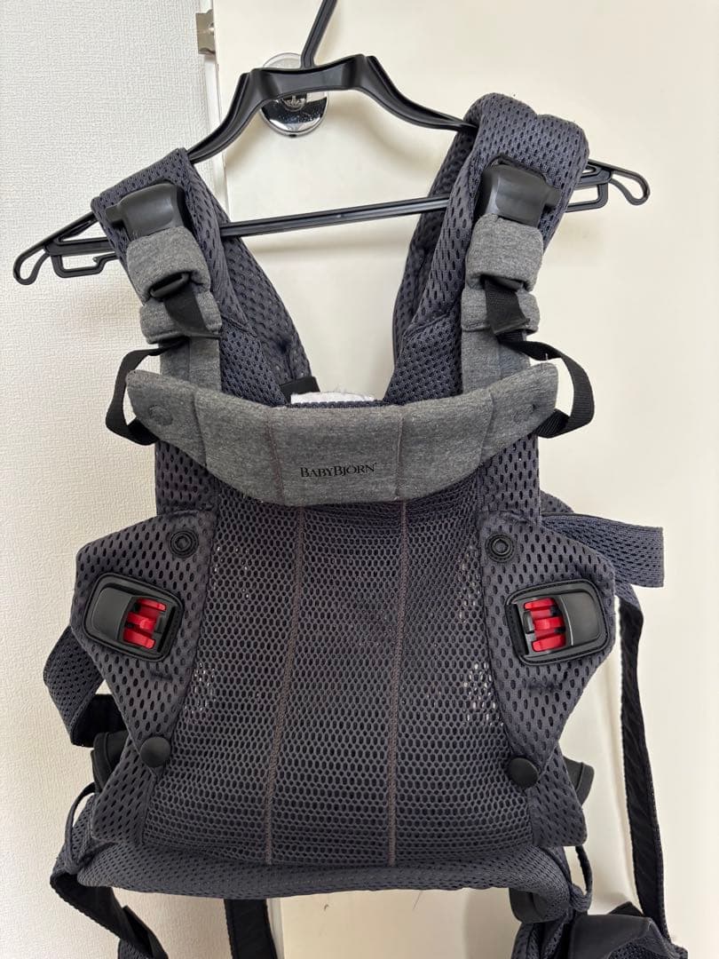 BabyBjorn 抱っこ紐 メッシュ　ハーモニー