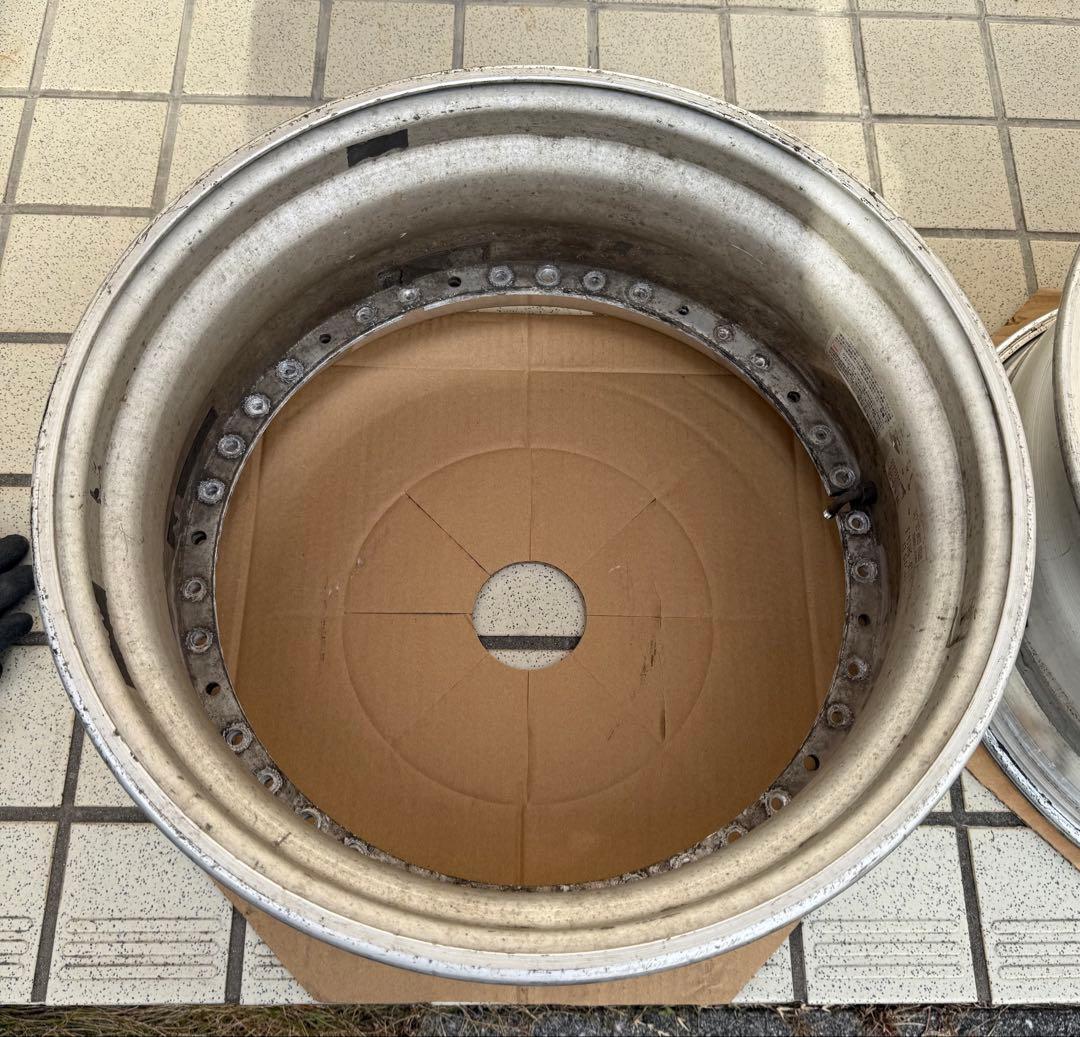 SSRヴィエナ 18インチ8j+37 2本　リバレル用