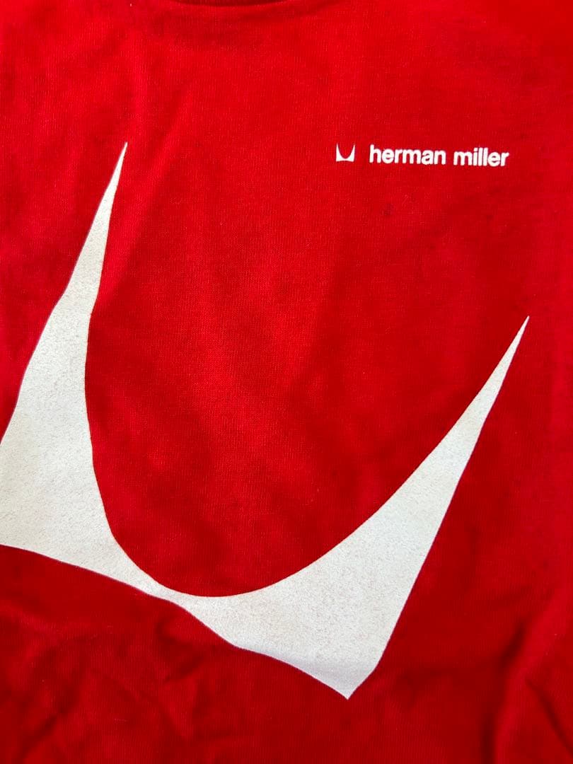 美品　Herman Miller クTシャツ イームズ　ハーマンミラー