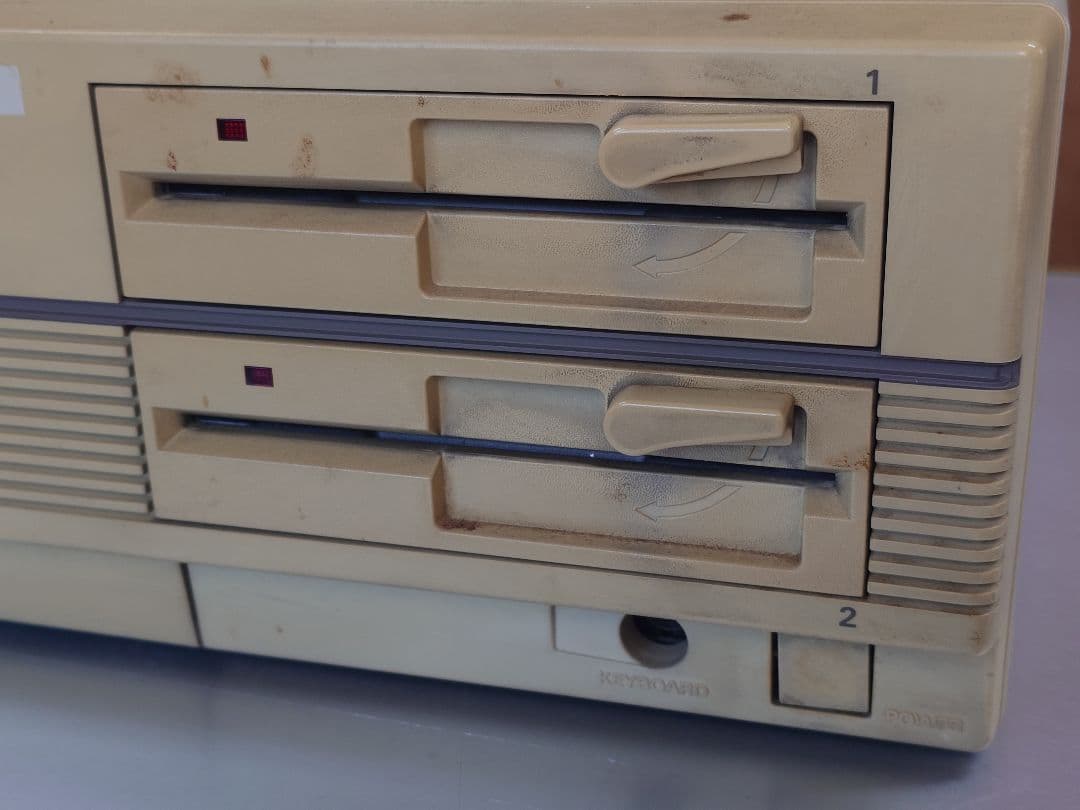NEC PC-9801VX 本体 PC-98シリーズ レトロPC/ジャンク