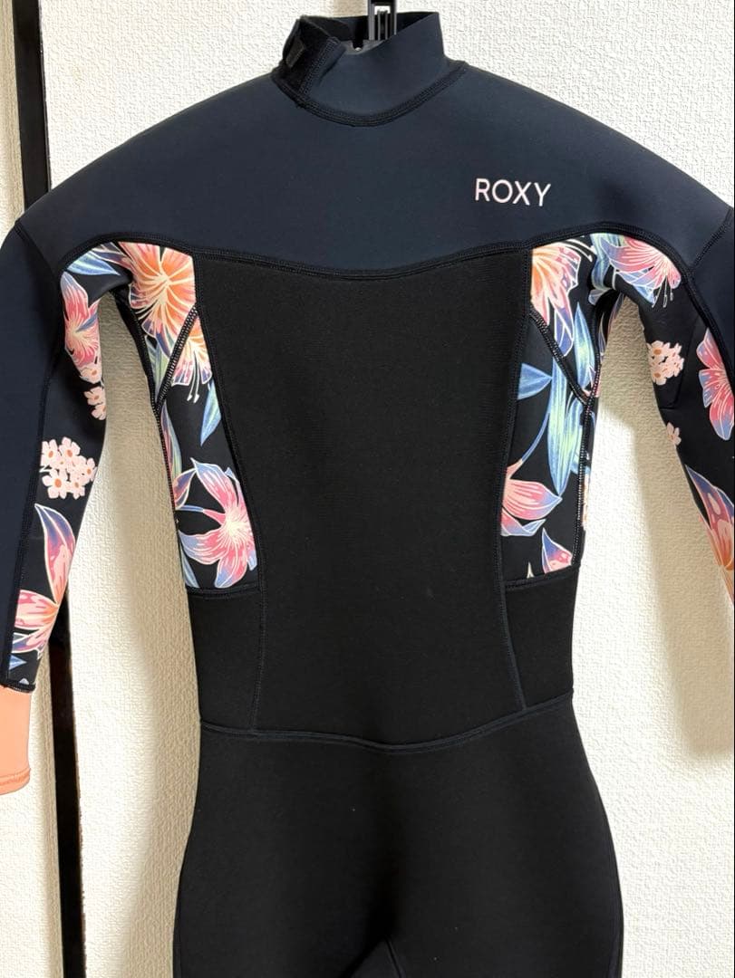 【値下げ中！】　　ROXY ウエットスーツ