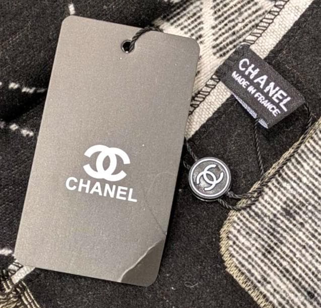 未使用　CHANEL シャネル ノベルティ ストール エッフェル塔 マフラー