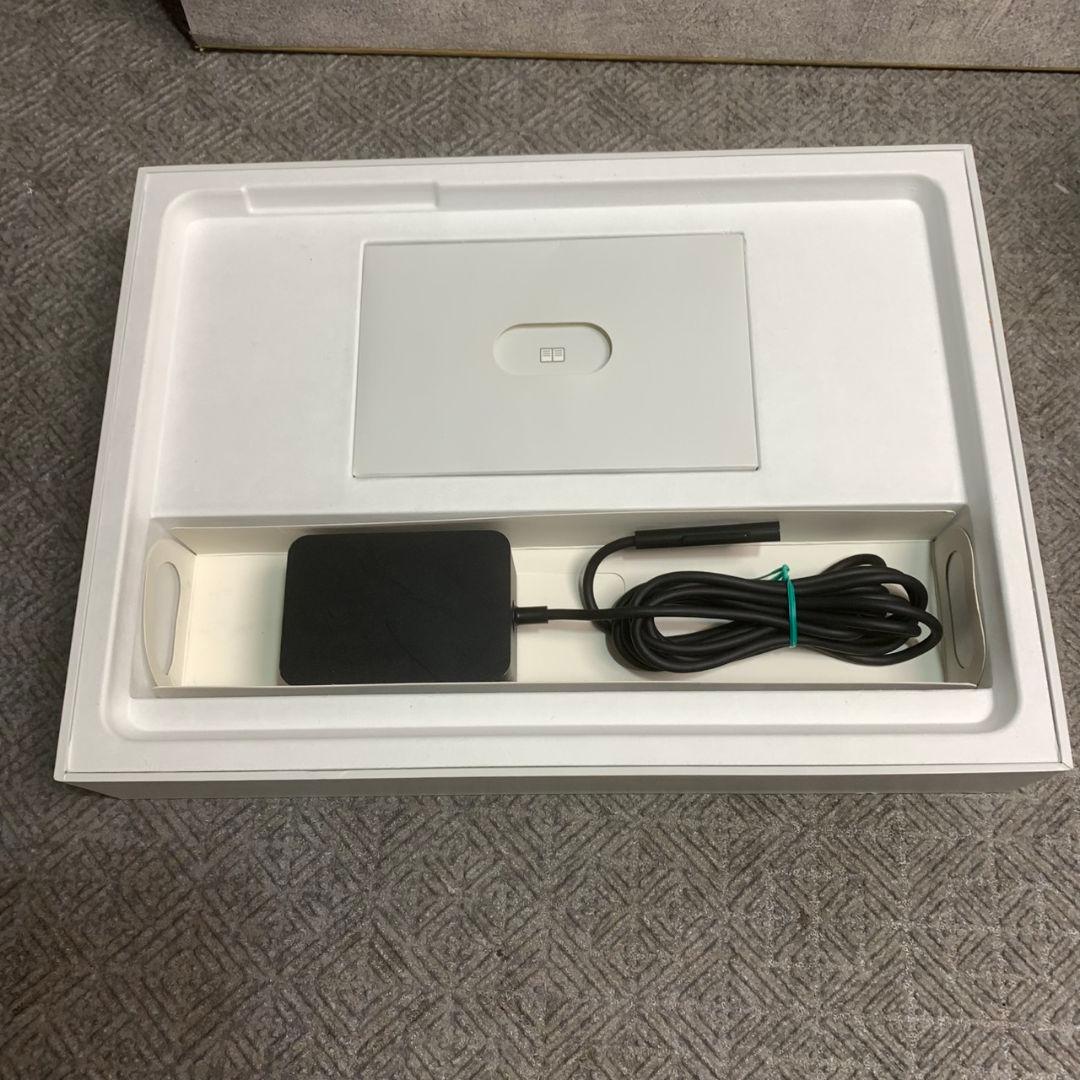 L047 Microsoft Surface Go 3 2021年モデル