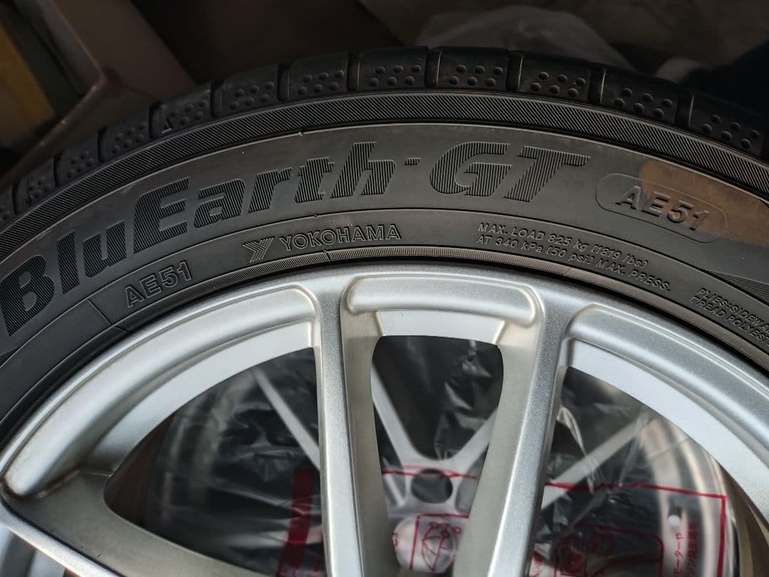 タイヤ・ホイール YOKOHAMA BluEarth-GT AE51 235/50R18