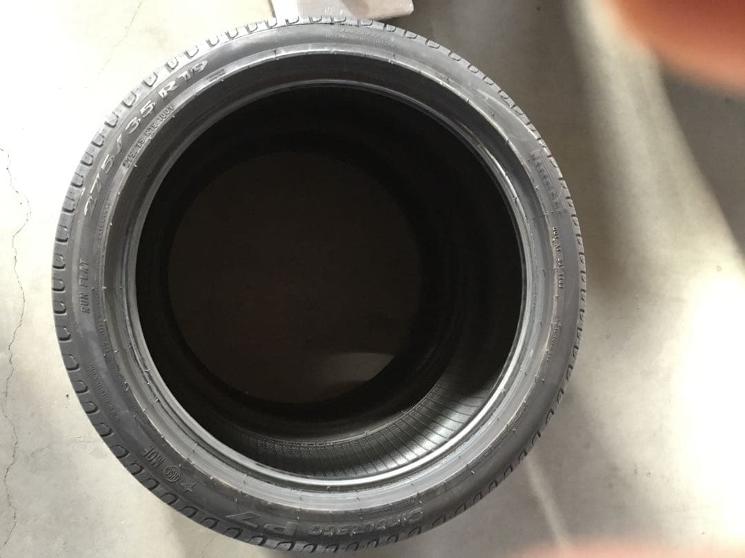ピレリ　275/35R19 サマータイヤ ２本セット