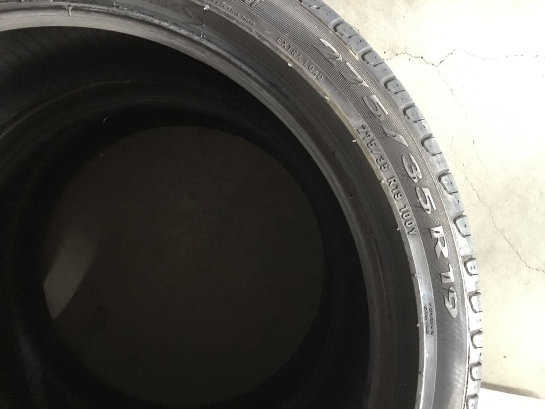 ピレリ　275/35R19 サマータイヤ ２本セット
