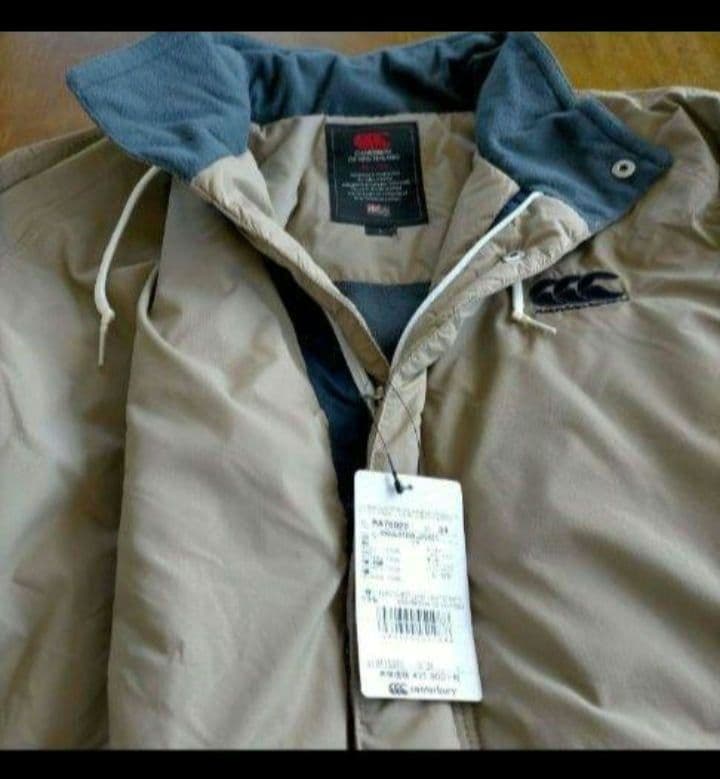 暖かいジャンパー　新品