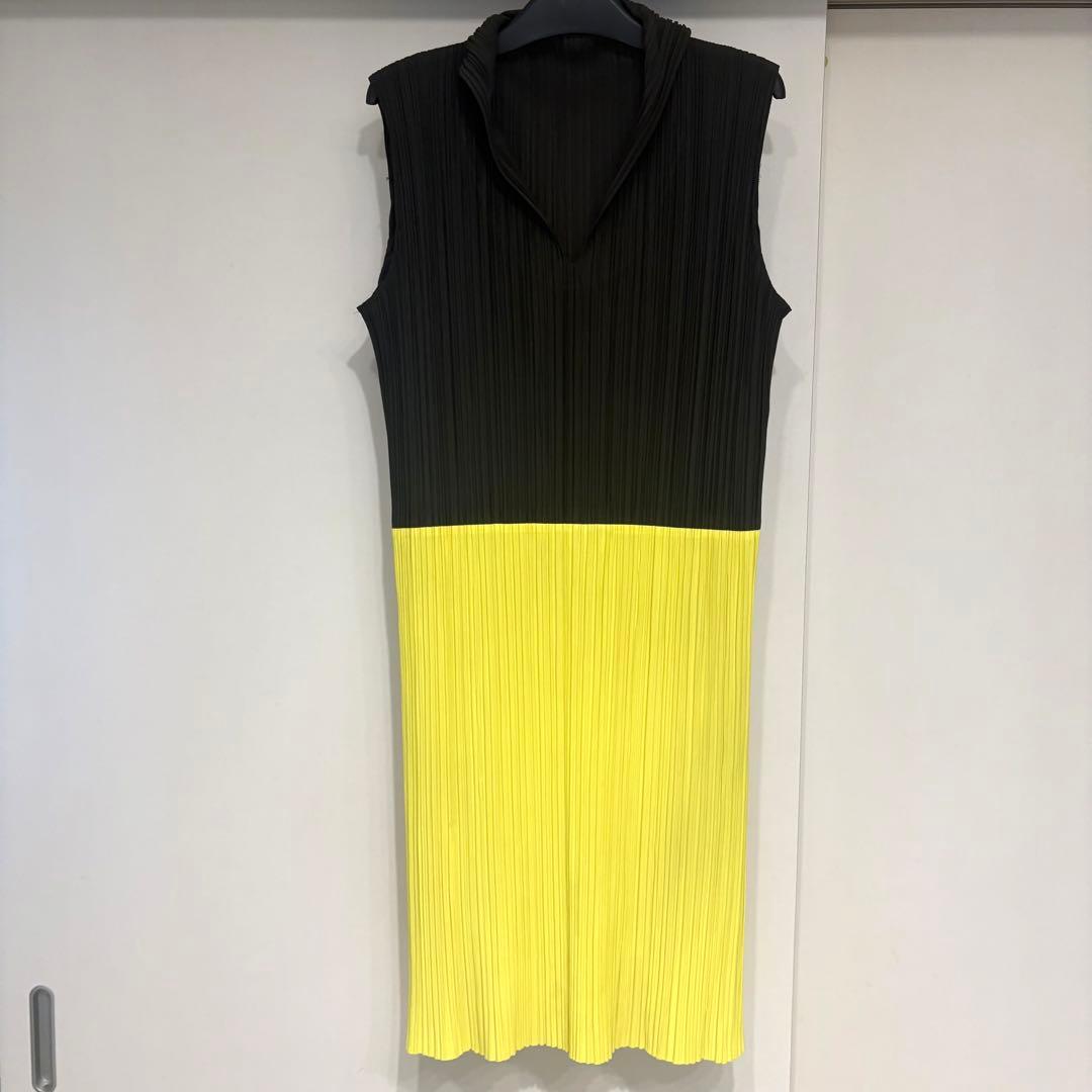 イッセイミヤケ　ワンピース　ノースリーブ　バイカラー　ISSEY MIYAKE