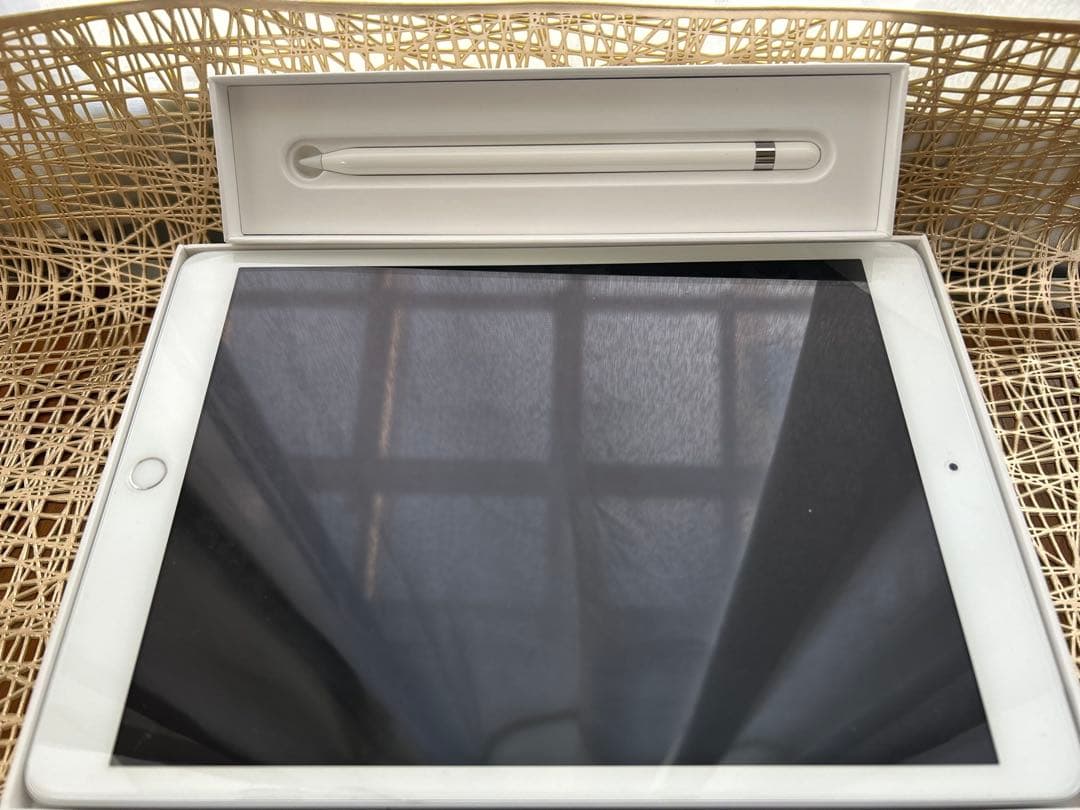 AppleiPad第7世代 Wi-Fi+Cellular128GB