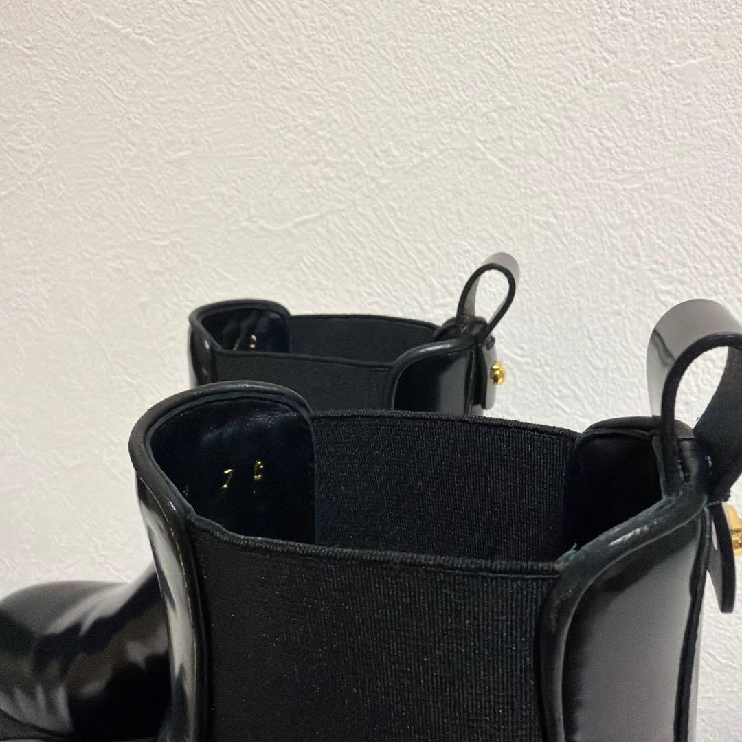 フェラガモ ブーツ 美品　チェルシーブーツ