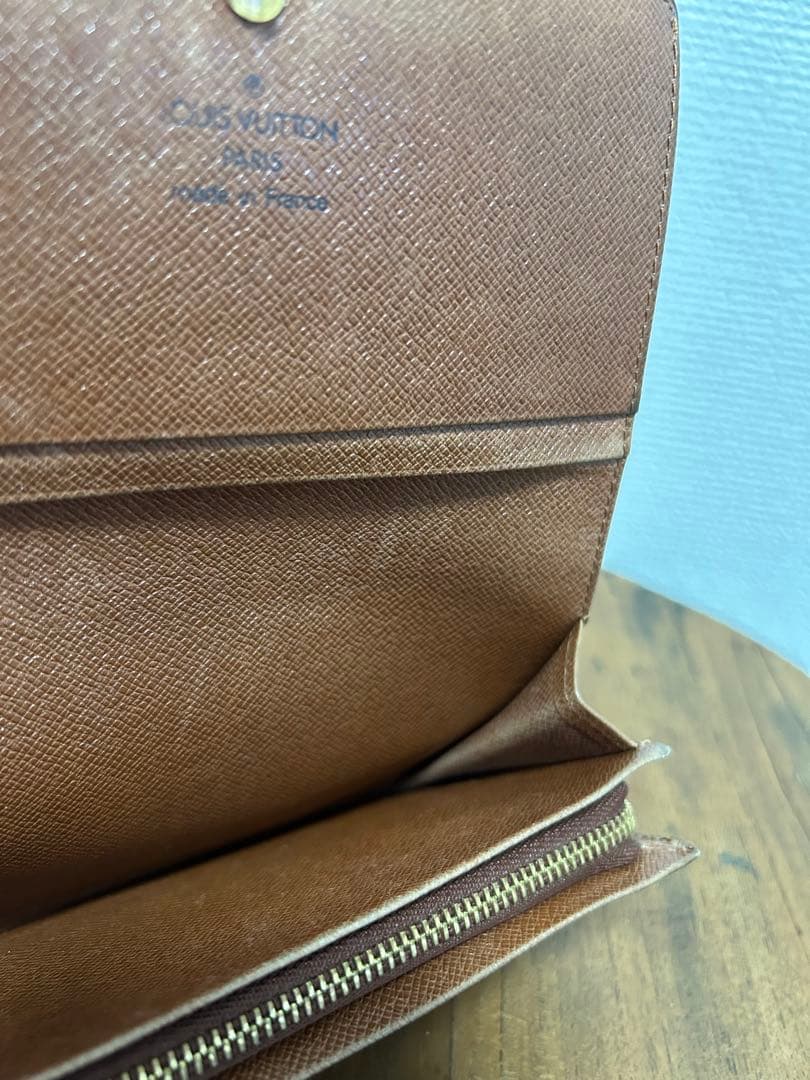LOUIS VUITTON ポルト・モネ・ビエ　トレゾール　L字ファスナー