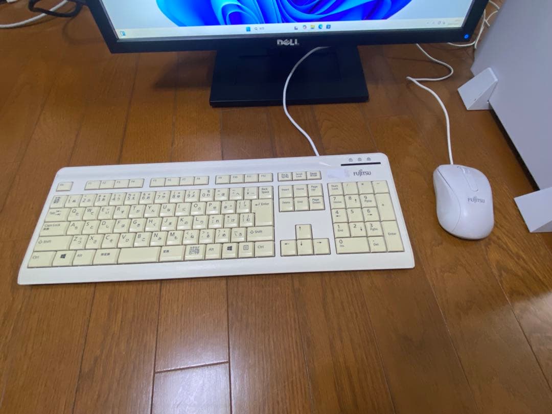 Fujitsu デスクトップパソコン　フルセット