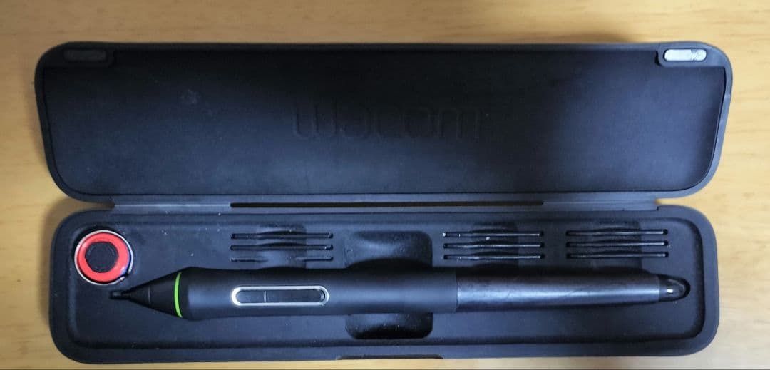 Wacom Cintiq Companion 液晶タブレット