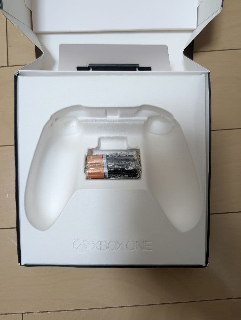 XBOXワイヤレス コントローラー Halo 5 Guardians