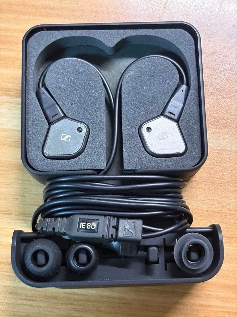Sennheiser IE80 有線イヤフォン｜ケース付