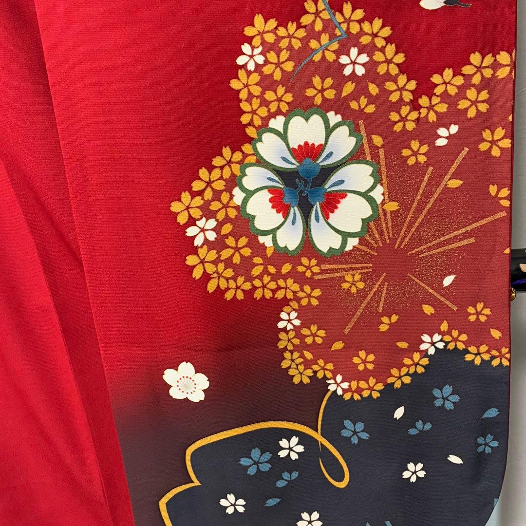 D185振袖　桜　金駒刺繍　赤　正絹　着物　袷　美品