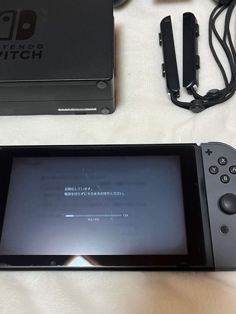 Nintendo Switch 本体セット 本体ケースやソフト付属