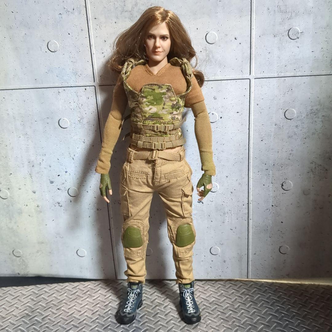 1/6 12インチ女性兵士 エマ・ワトソン cs25