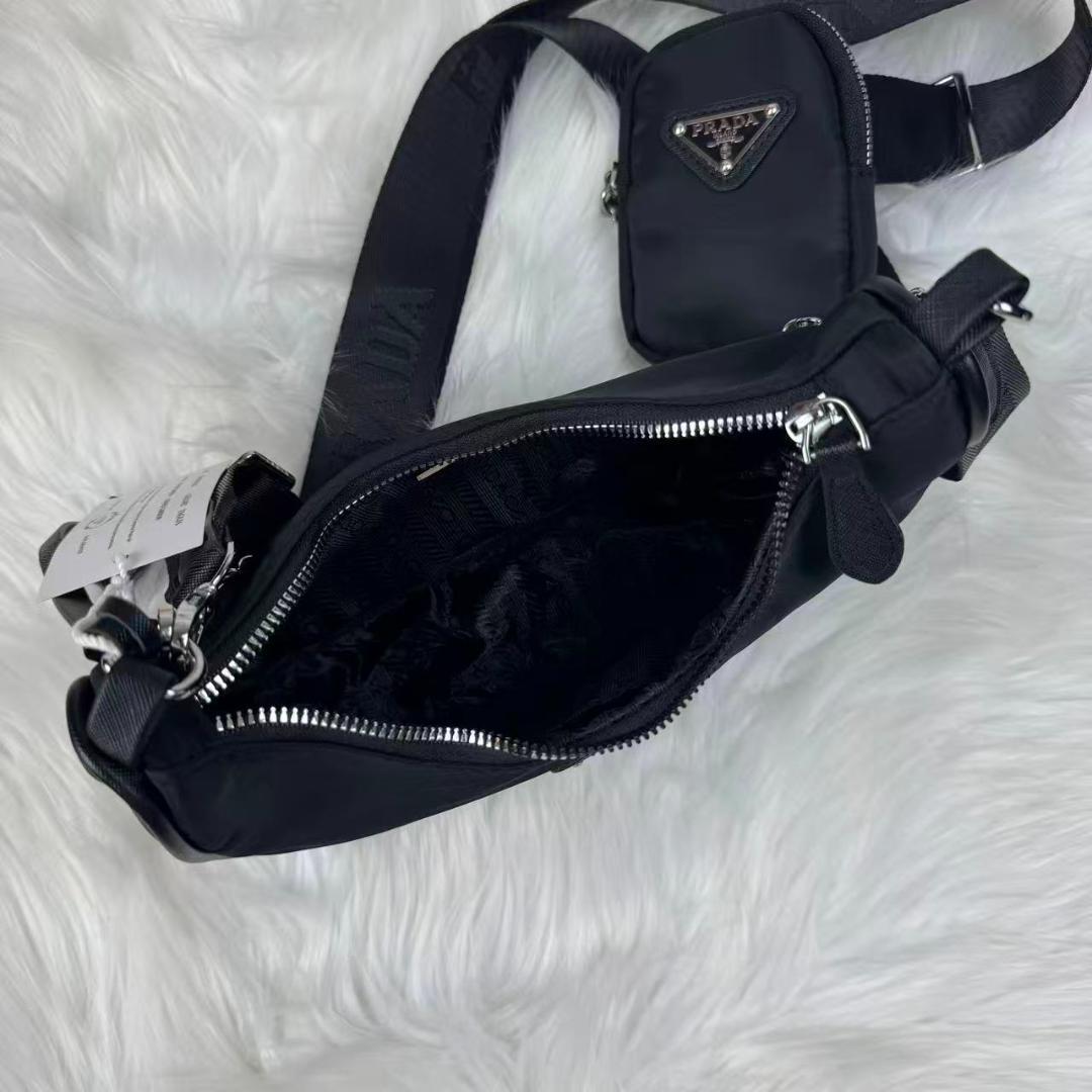 PRADA プラダ ノベルティ ショルダーバッグ