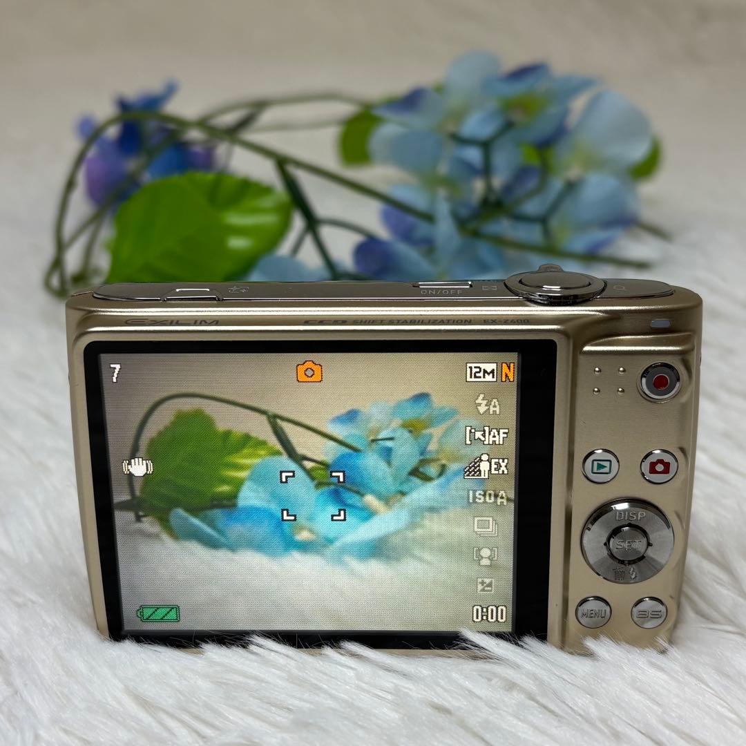 CASIO カメラ　EX-Z400 充電器　ゴールド　コンデジ　動作品