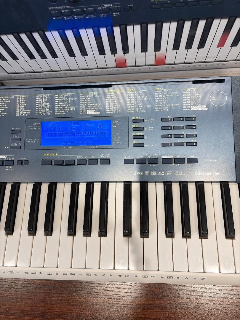 CASIO カシオ LK−215 光ナビゲーションキーボード 61鍵