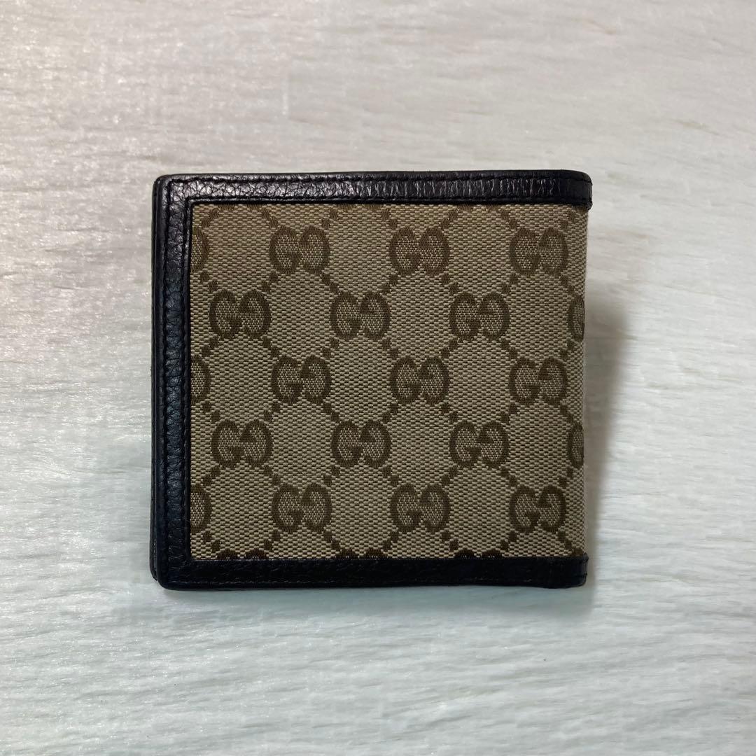 早い者勝ち　美品　GUCCI グッチ　二つ折り　キャンバス　レザー　茶色　人気