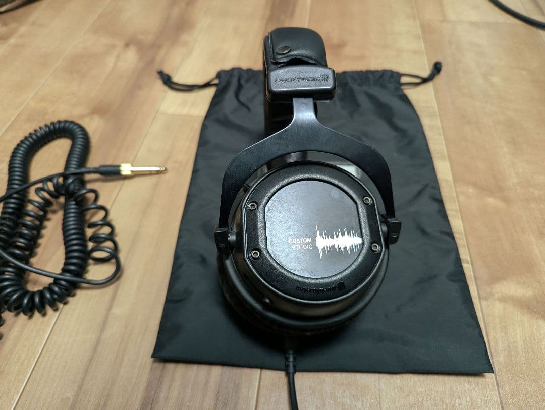 Beyerdynamic CUSTOM STUDIO 80Ω 密閉型